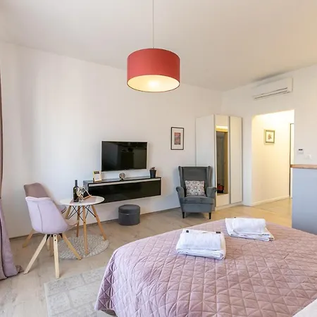 Polai Panorama With Free Parking Apartment *