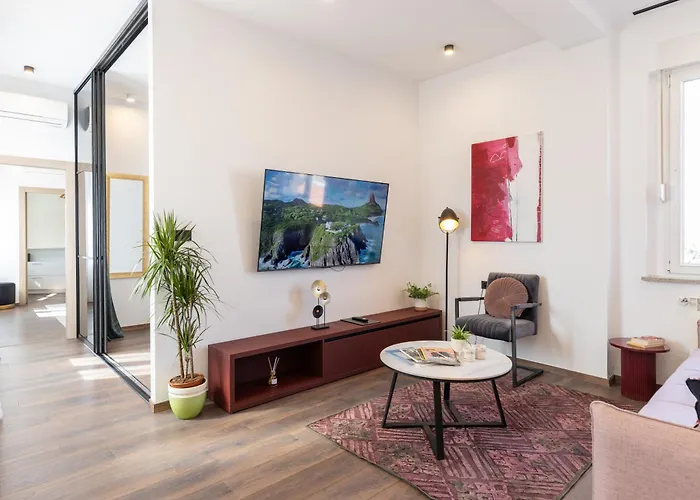 Daire Polai Panorama With Free Parking